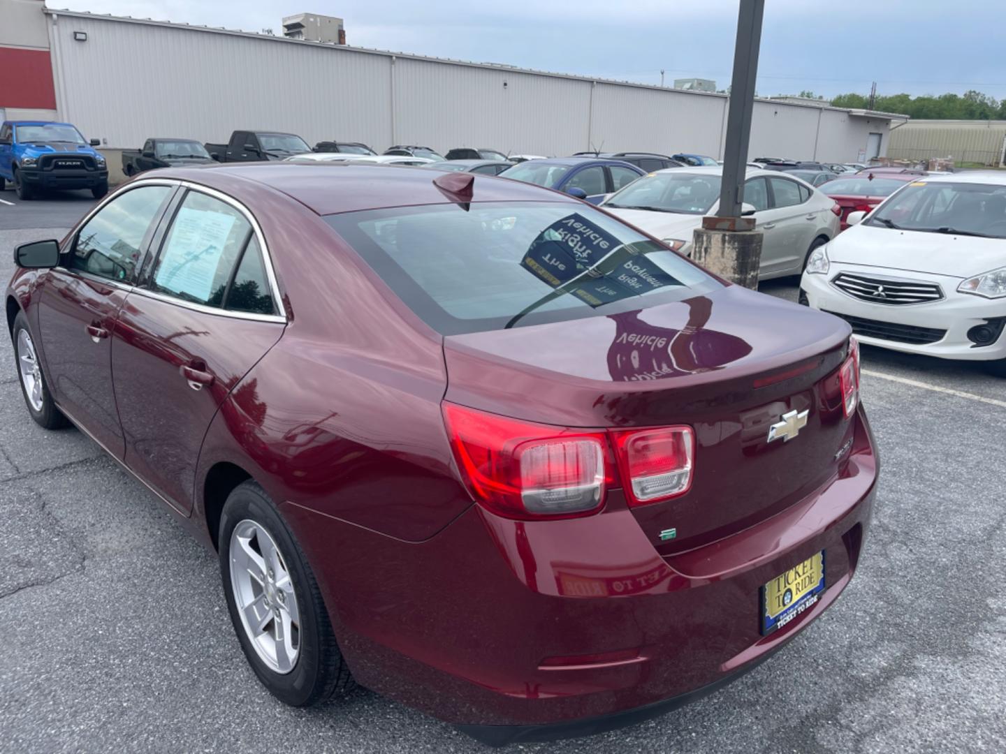 2016 RED Chevrolet Malibu Limited 1LT (1G11C5SA9GF) with an 2.5L L4 DOHC 16V engine, 6A transmission, located at 1254 Manheim Pike, Lancaster, PA, 17601, (717) 393-9133, 40.062870, -76.323273 - Photo#5